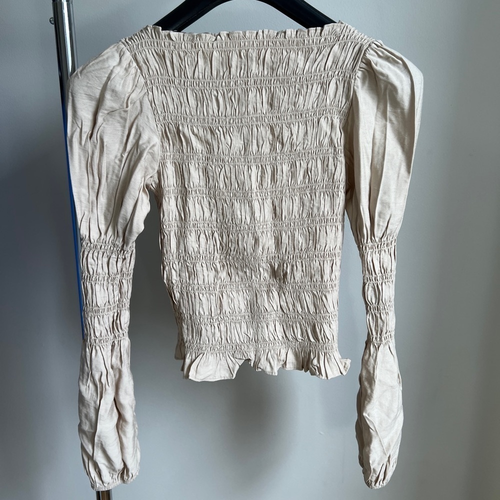 Cistar New York Light Beige Top is size Small - Picture 5 of 7